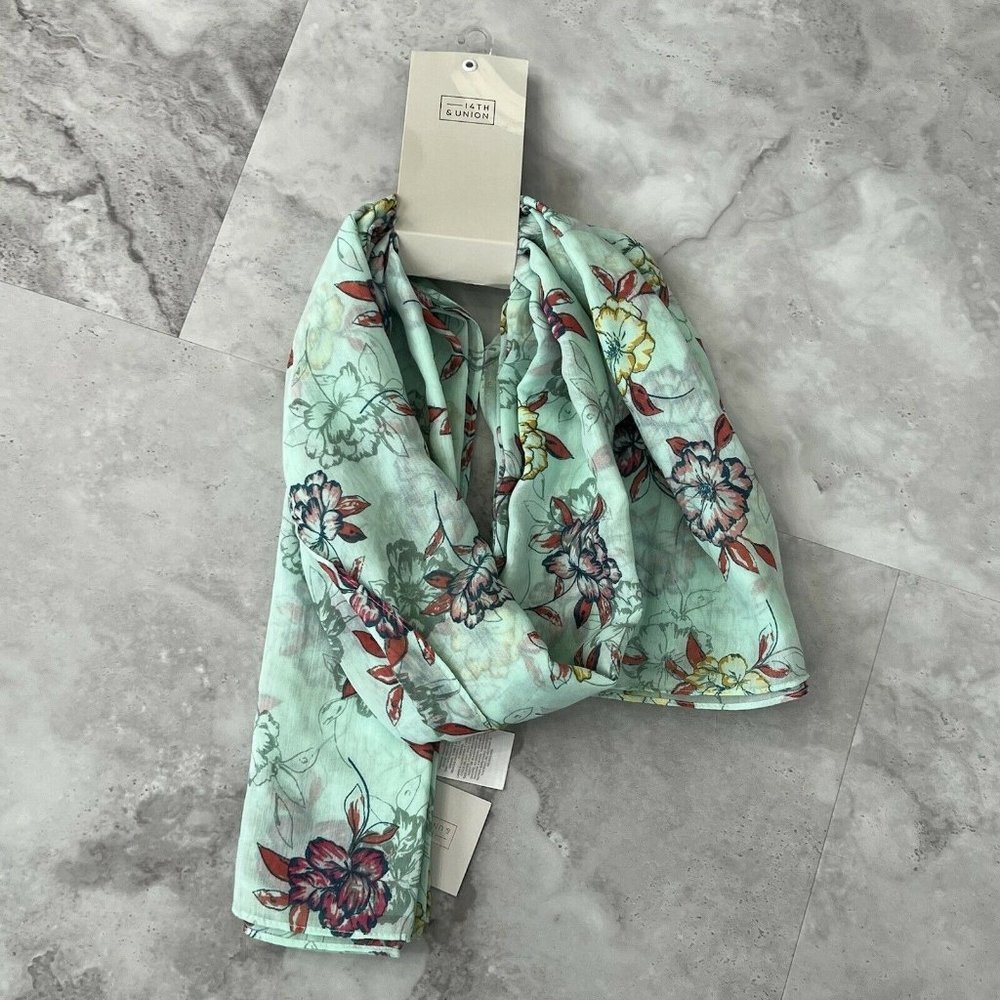 NEW Nordstrom 14th & Union Women’s Tropical Palm Print Blue Green Scarf one size